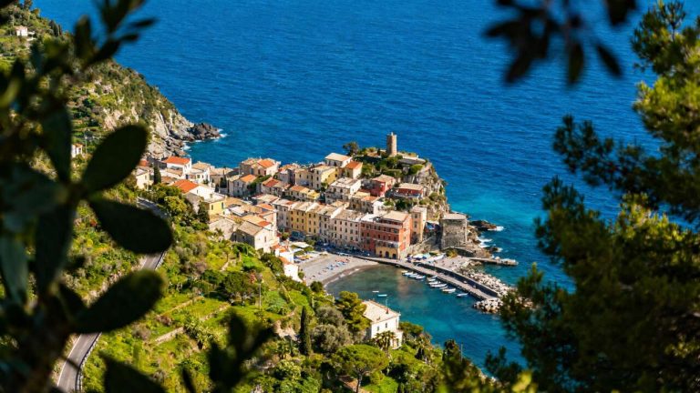 Scopri il borgo segreto della Marina di Pisciotta, a 2 ore da Napoli